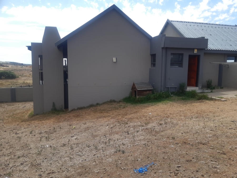 To Let 3 Bedroom Property for Rent in Hillside Free State